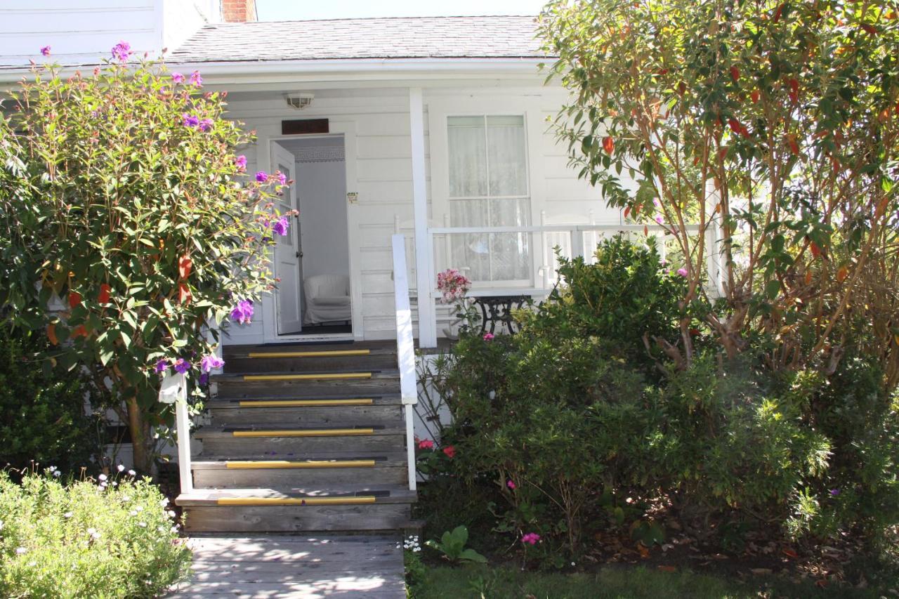 Seagull Inn Bed & Breakfast Mendocino Exterior photo